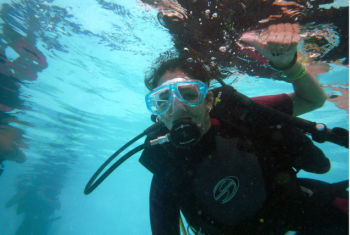 At present, the Andaman and Nicobar Islands and the Lakshadweep Islands provide opportunities for scuba diving. 